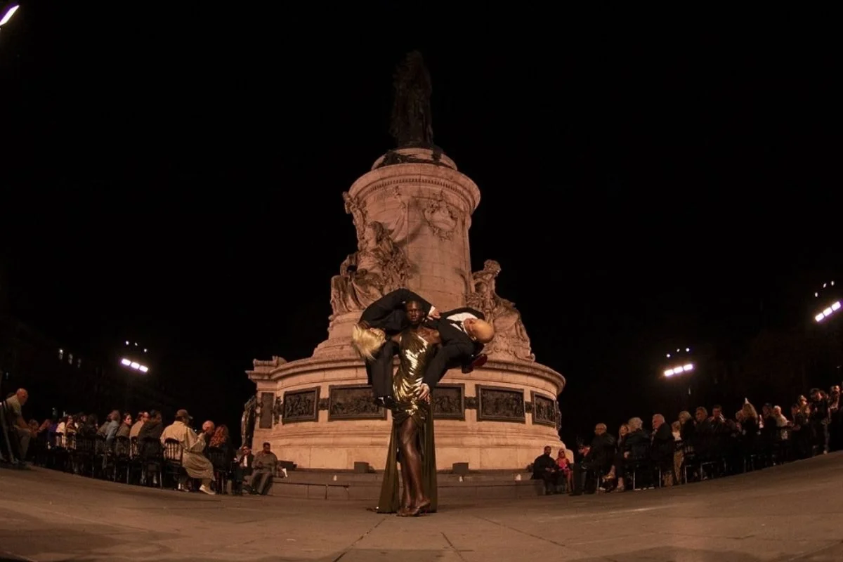 Imagem da matéria: Matières Fécales questiona desigualdade social no Paris Fashion Week