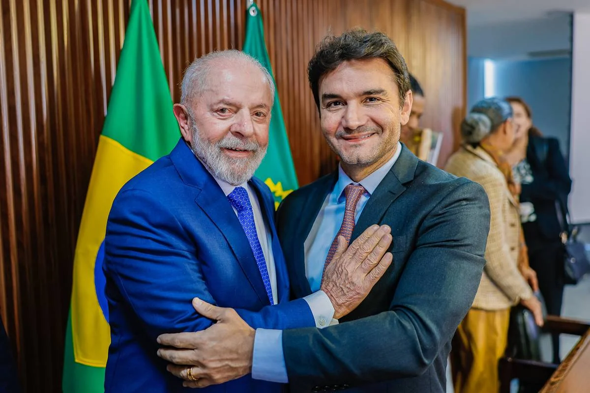 Lula e o ministro do Turismo, Celso Sabino
