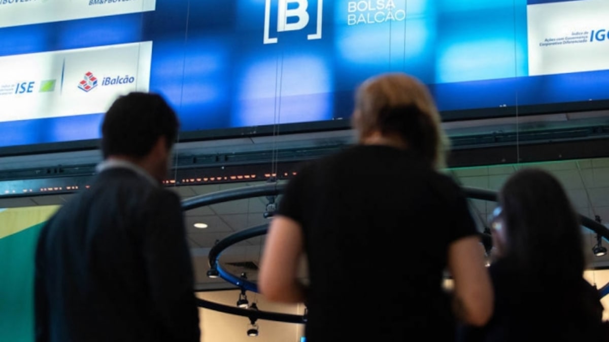 Ibovespa hoje: nova pesquisa Atlas divide atenção com desemprego e contas públicas