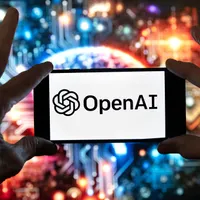 OpenAI frena entrenamiento de sus modelos después de que sus agentes investigaran sitios del gobierno de EU