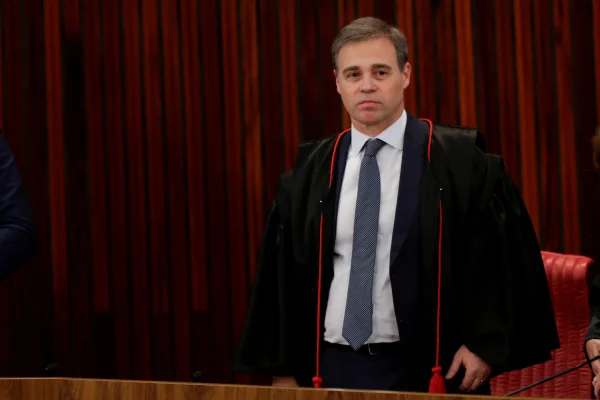 Posts de Nossa Senhora: Mendonça aponta 4 questões em análise no TSE