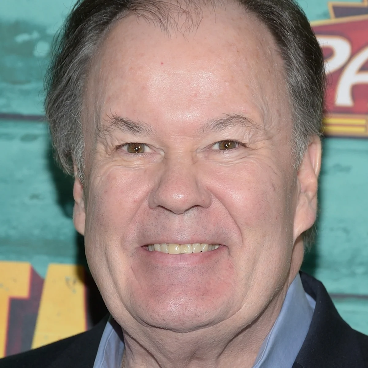 Morre Dennis Haskins, ator de Uma Galera do Barulho, aos 75 anos