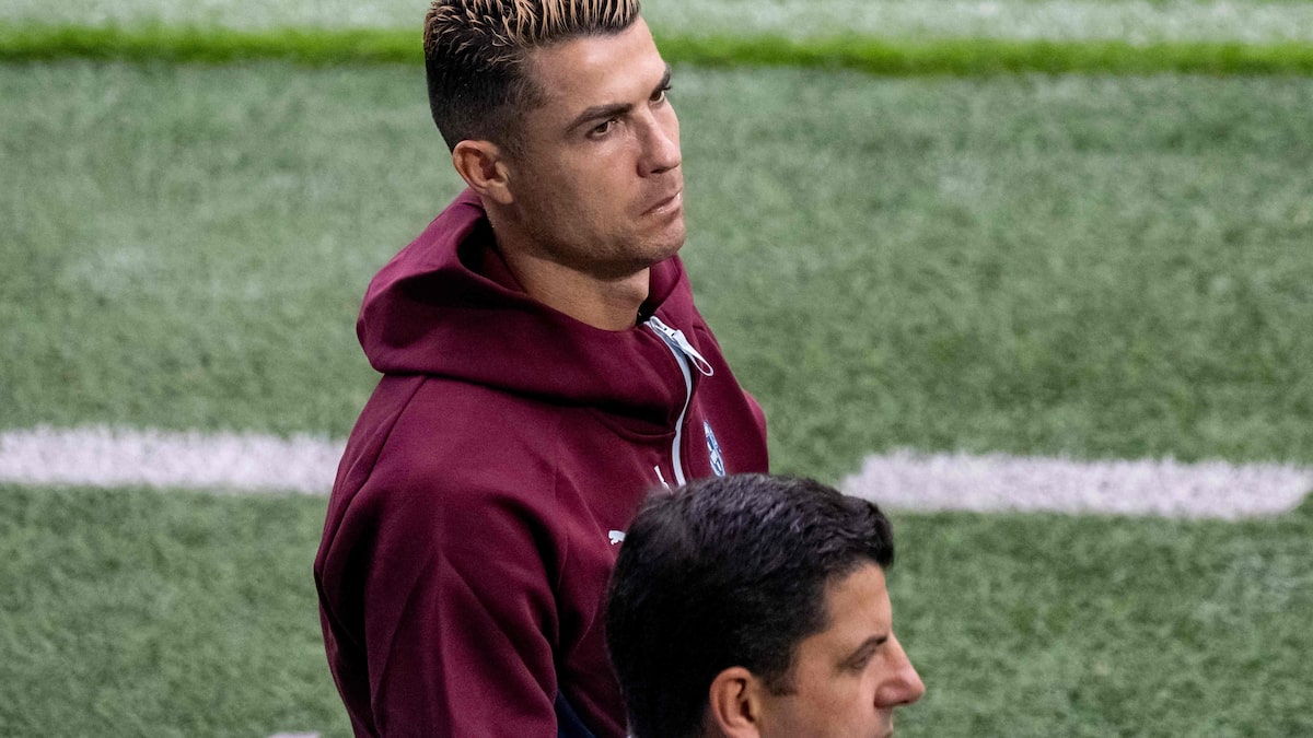 Cristiano Ronaldo sela paz com Jorge Jesus em reunião após crise por banco na seleção, diz jornal