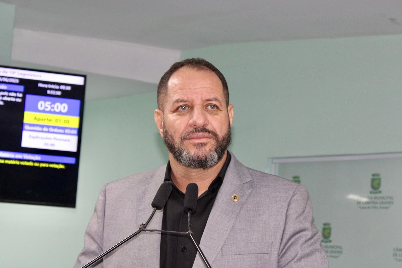 Vereador é alvo de inquérito que vai investigar invasão de hospital e exposição de pacientes