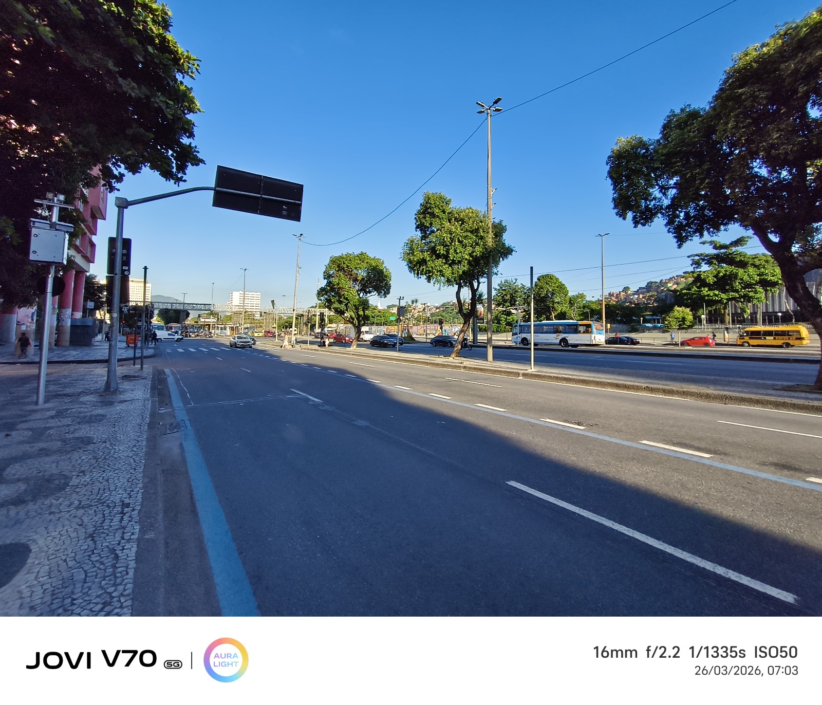 Trecho da Avenida Presidente Vargas - foto tirada no modo ultrawide — Foto: João Santos/TechTudo