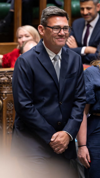 Andy Burnham tem razão ao resistir à tentação de convocar uma eleição antecipada no Reino Unido.