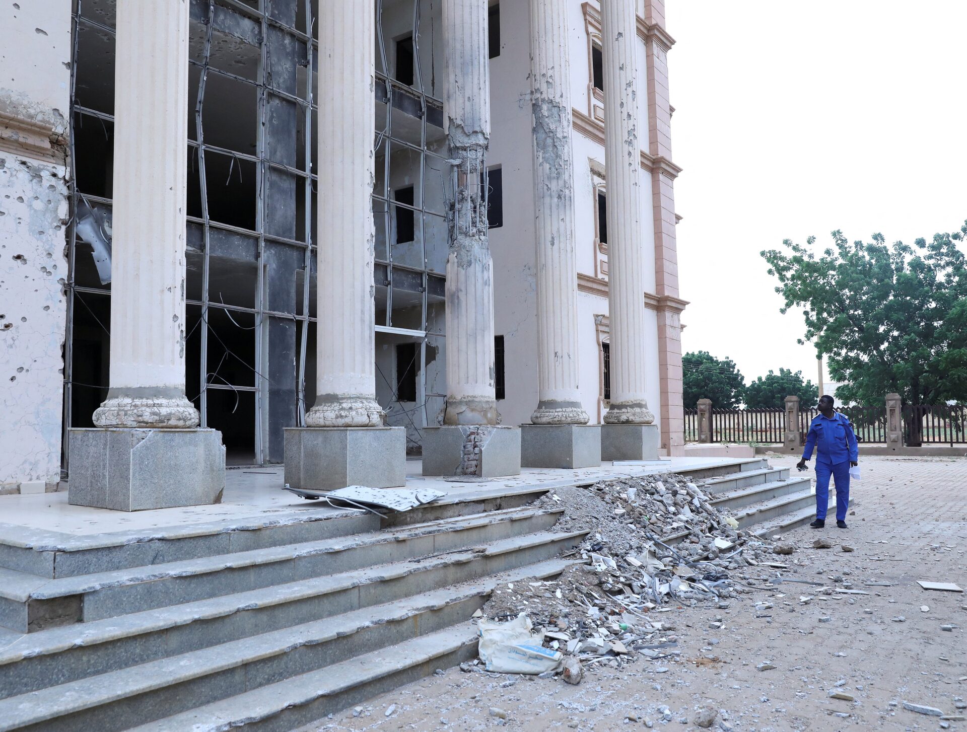 As forças paramilitares da RSF do Sudão intensificam ataques letais com drones em cidades de linha de frente