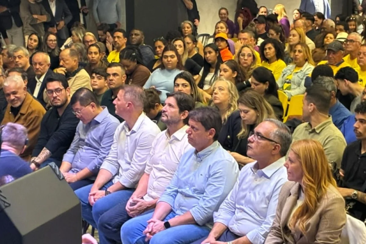 Tarcísio diz que SP não quer eleger senadores de esquerda em agenda no ABC