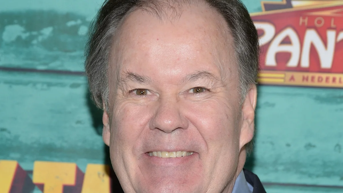 Morre Dennis Haskins, ator de Uma Galera do Barulho, aos 75 anos