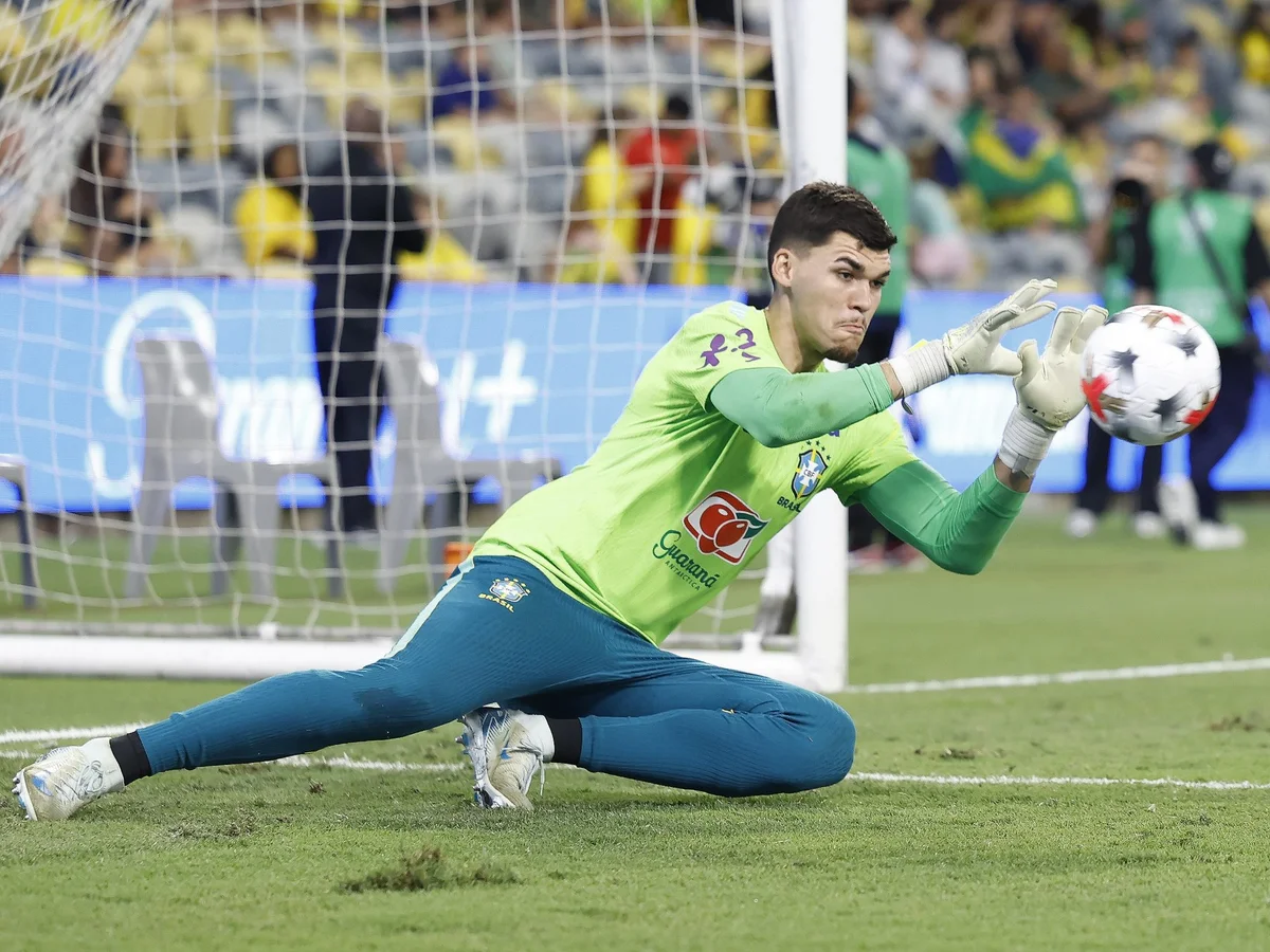 Ancelotti confirma Pedro Morisco como goleiro do Brasil contra a Índia