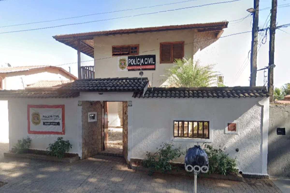 Imagem colorida de Delegacia de Cosmópolis, onde empresário foi morto. Metrópoles