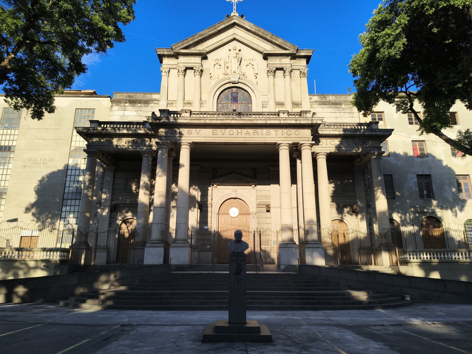 Igreja - foto tirada com a câmera principal na resolução de 200 MP — Foto: João Santos/TechTudo