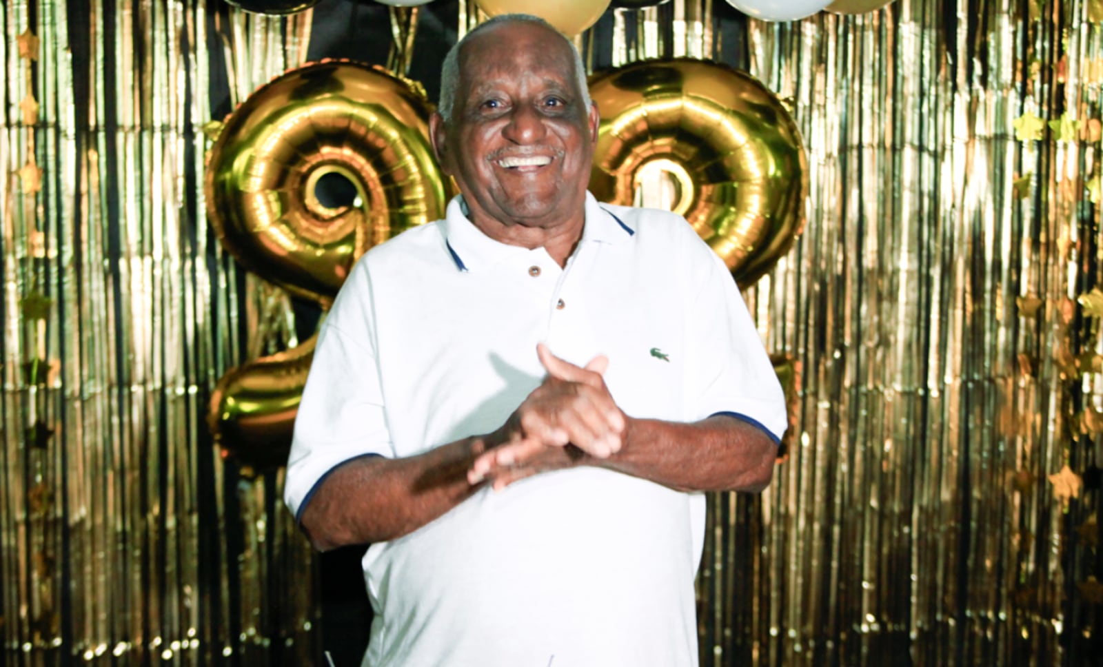 Seu Zé fez 92 anos e comemorou dentro da sala Reprodução/ACERVO PESSOAL