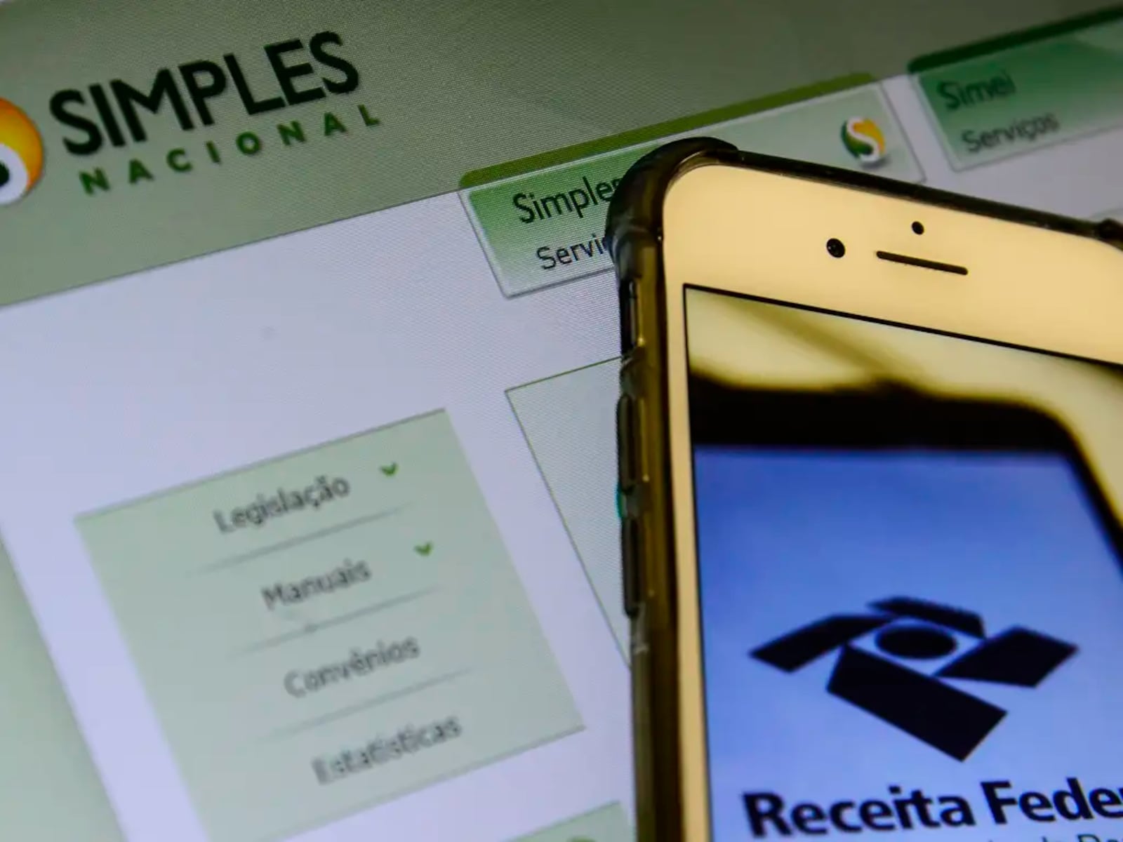 Prazo do Simples Nacional vale para adesão e para opção do novo sistema