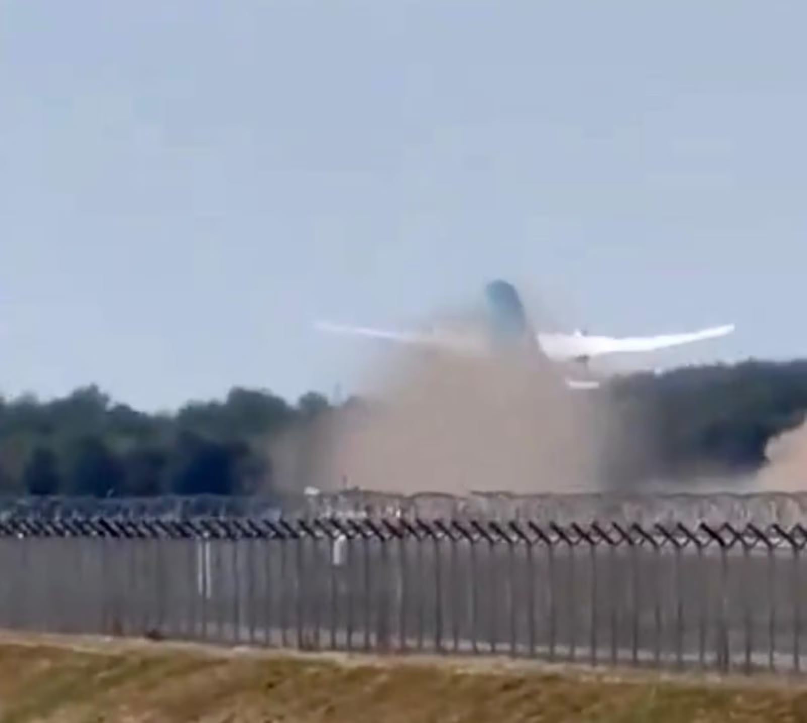 Dreamliner da Vietnan Airlines: freios foram acionados durante a decolagem Reprodução vídeo redes sociais