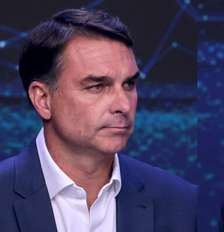 Flávio Bolsonaro (PL) e Lula (PT) disputam a eleição presidencial Foto: Werther Santana/Estadão / Estadão