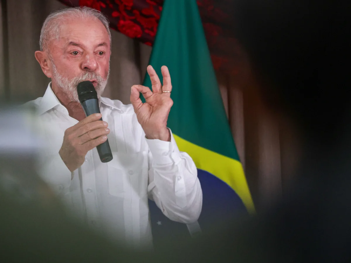 Lula sanciona perdão a dívidas de MEIs e aumento do teto de faturamento