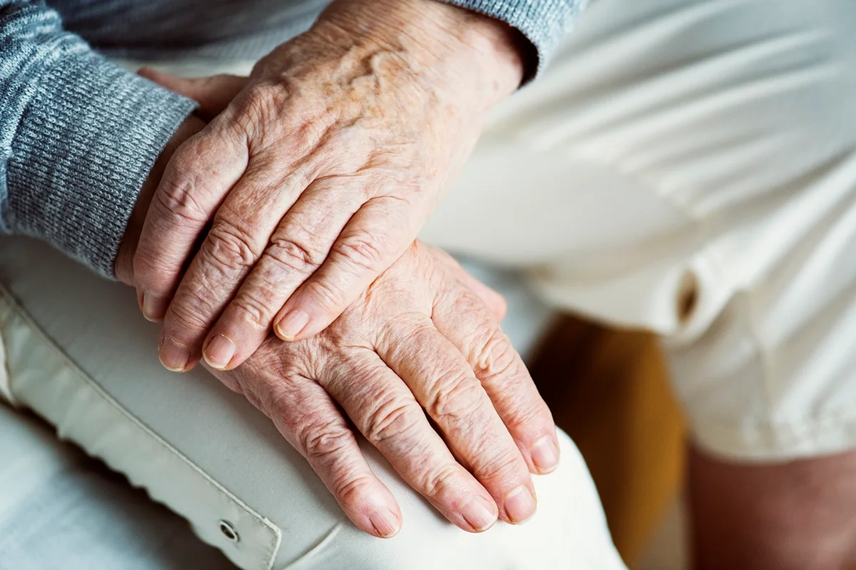 Novo medicamento para Parkinson é aprovado nos EUA com ação direcionada