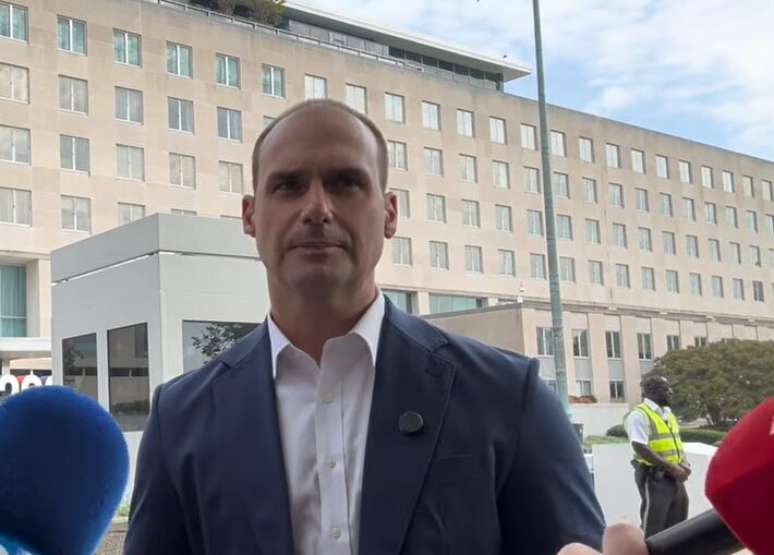 Eduardo Bolsonaro vai ser preso? Saiba o que acontece após a decisão de Moraes