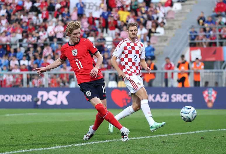 Fora de casa, Inglaterra esmaga a Croácia na Liga das Nações: 7 a 0