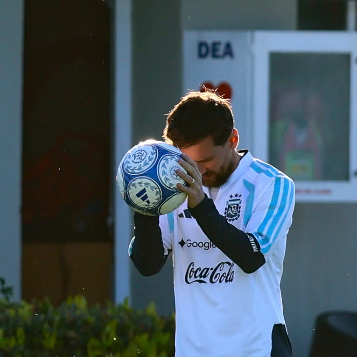 Lionel Messi se declara à seleção argentina: "Meu orgulho e minha vida"