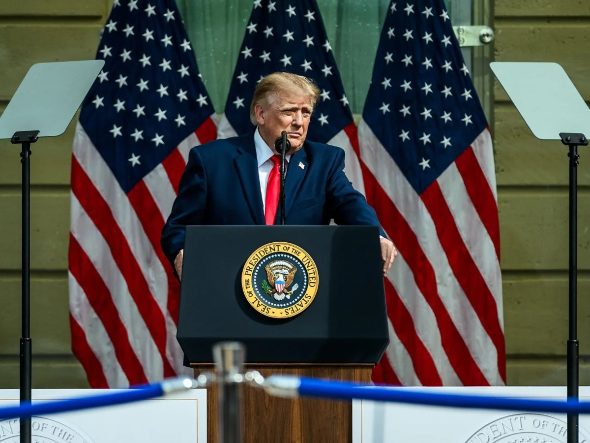 Trump chama volta dos ataques da Ucrânia às refinarias russas de "vergonha"