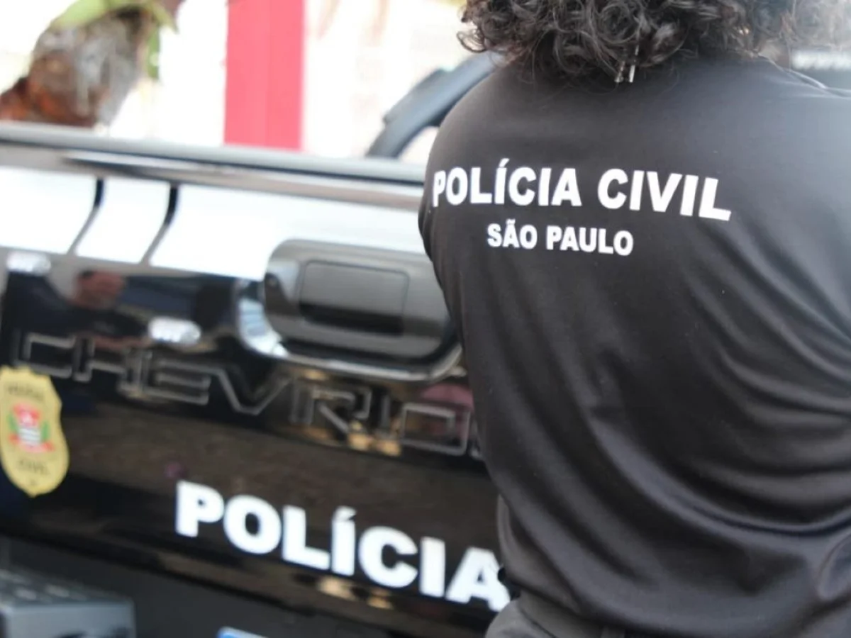 Ex-PM é preso e investigado após esposa ser baleada dentro de casa