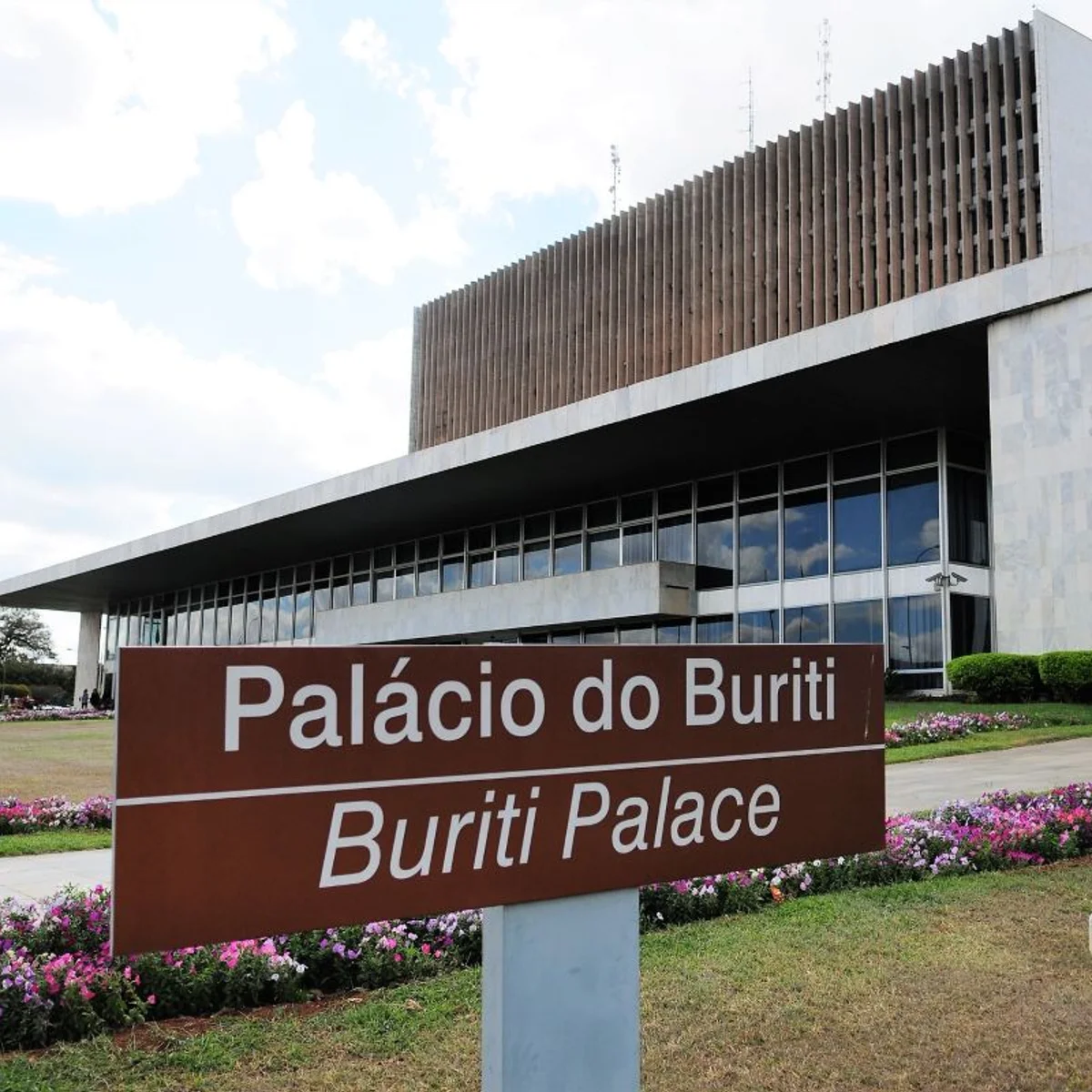Veja agenda dos candidatos ao GDF no último dia de campanha eleitoral