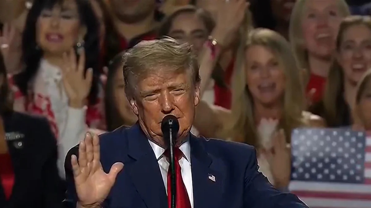 Trump diz ver como inimigo quem usa “IA” em vez de “superinteligência”