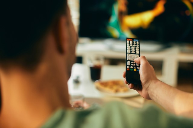 6 funções da Smart TV que você não usa, mas são excelentes