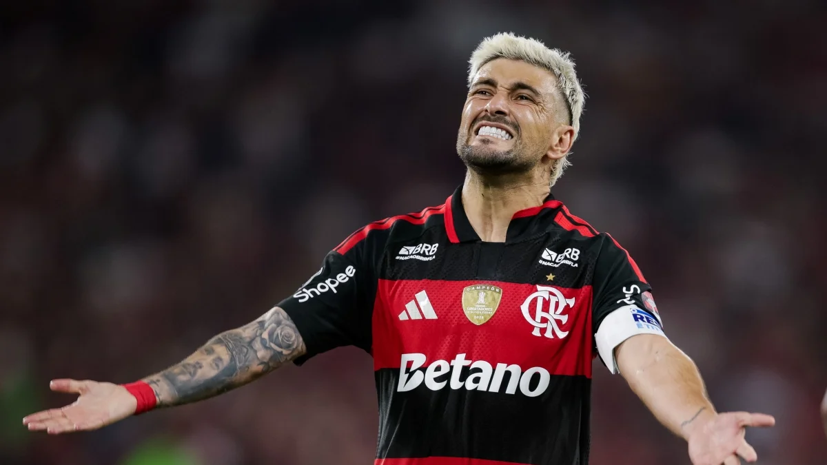 Confira os relacionados e desfalques do Flamengo para jogo contra o Santos