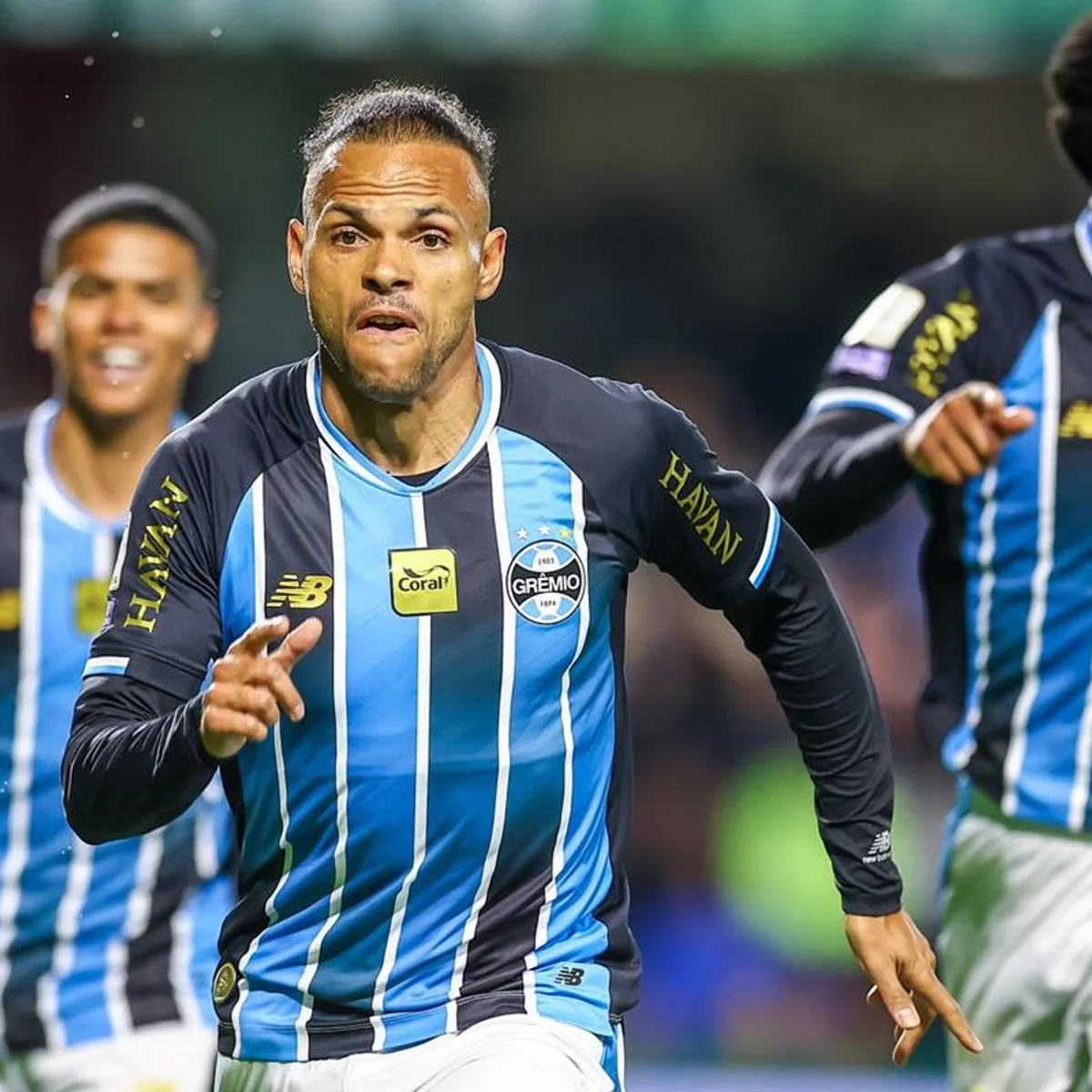 Campeonato Brasileiro: confira os melhores momentos de Coritiba x Grêmio