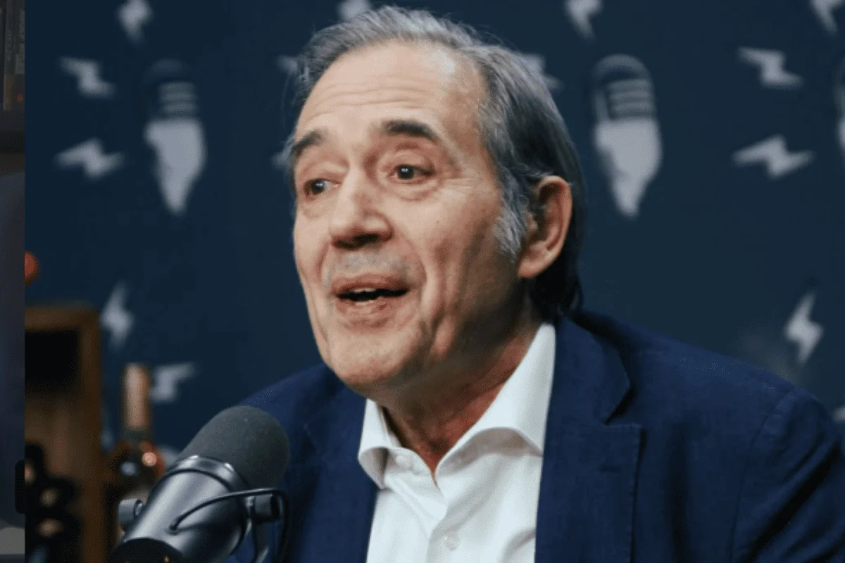 Comentarista Marco Antônio Villa.