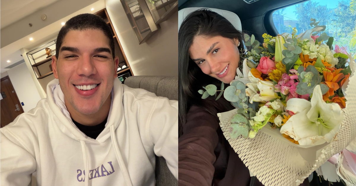 Zé Vaqueiro surpreende a ex-mulher com buquê de flores e ganha declaração: 'Eu o amo'
