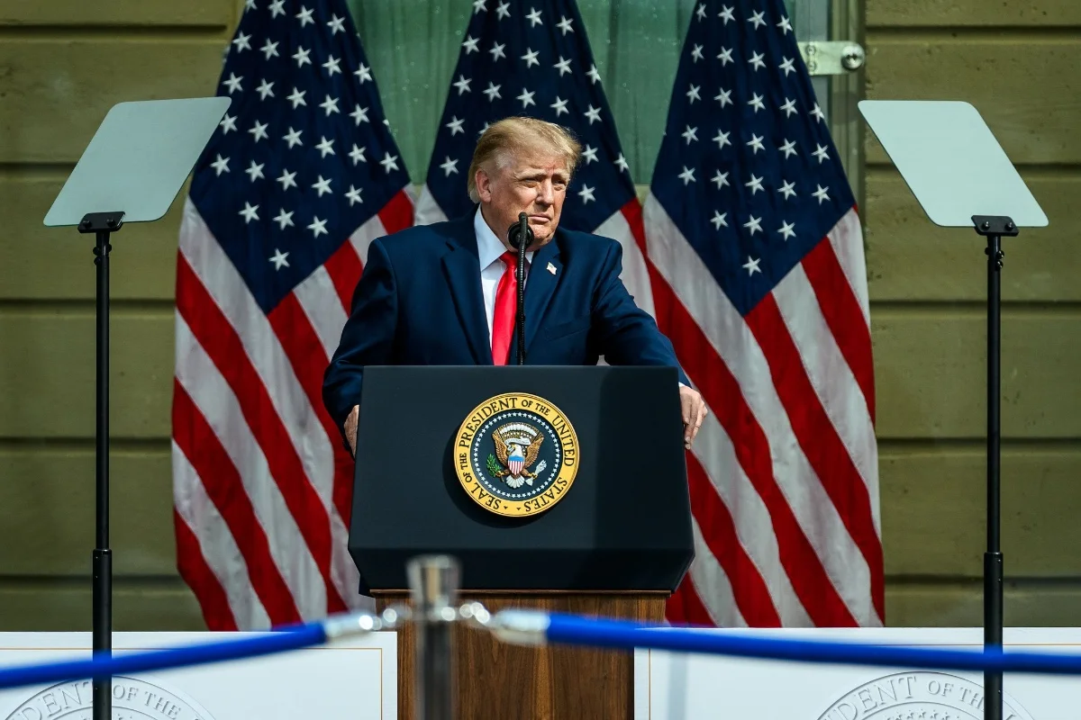 Trump chama volta dos ataques da Ucrânia às refinarias russas de "vergonha"