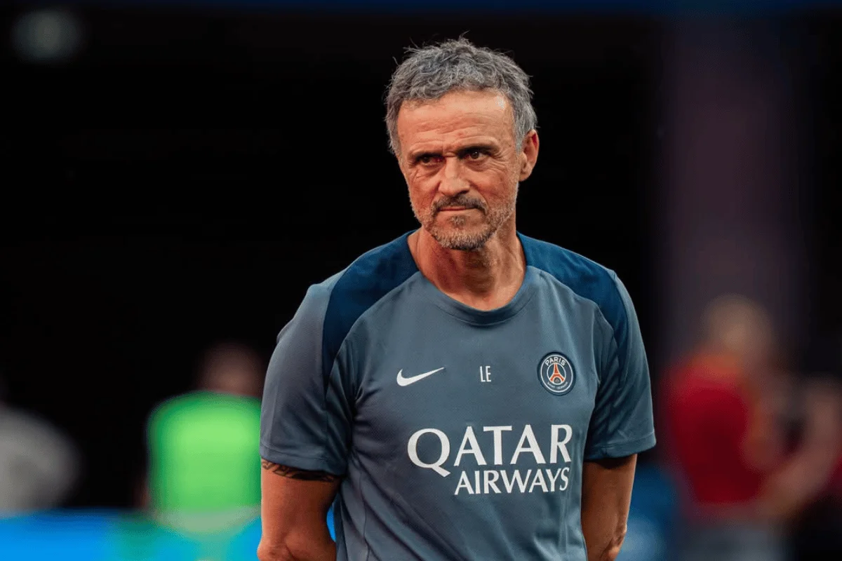 Técnico do PSG torce pelo Manchester City após queixa: "Que tudo corra bem"