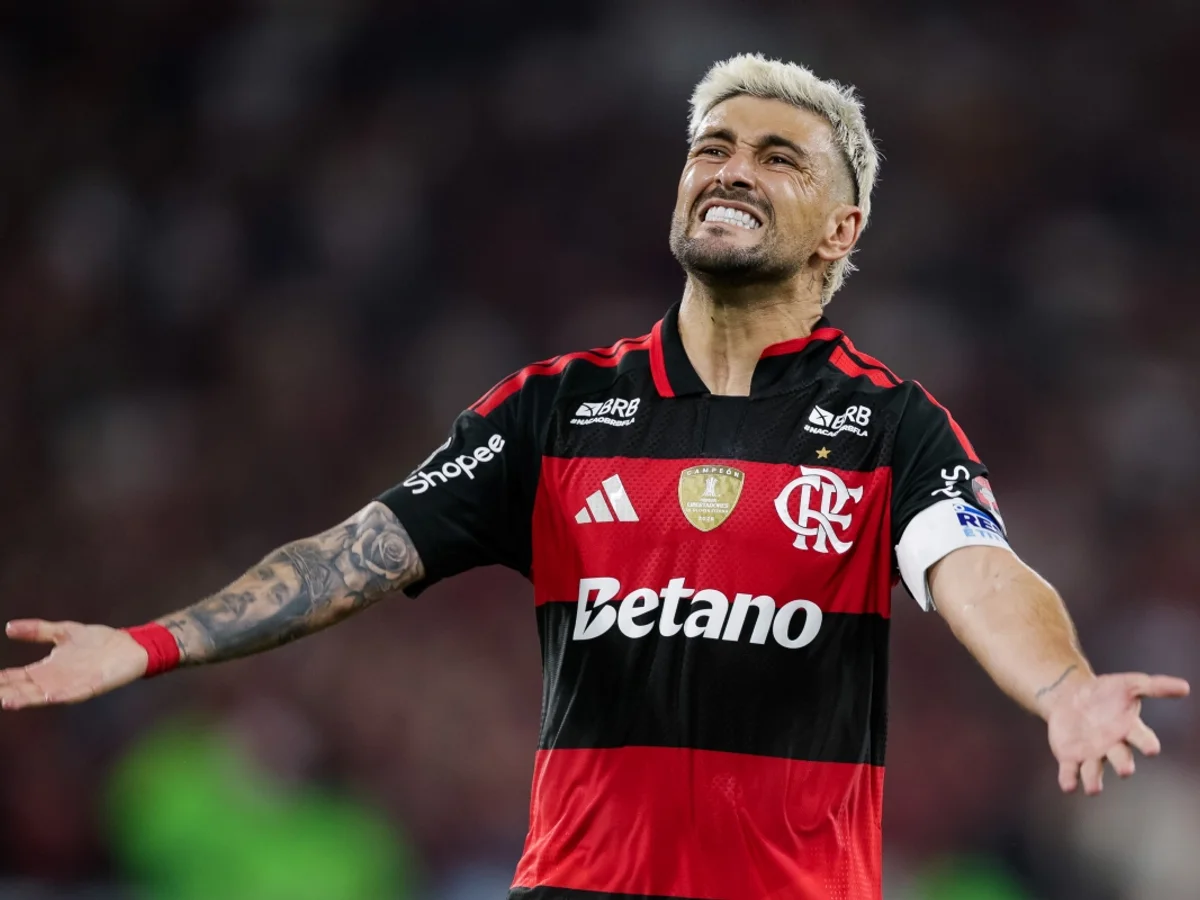 Confira os relacionados e desfalques do Flamengo para jogo contra o Santos